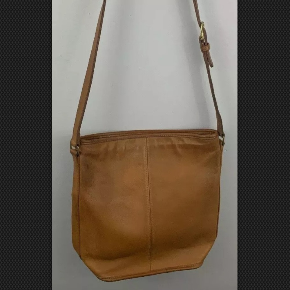 Authentic Vintage Coach Brown Tan Camel Bucket